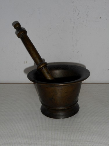 Mortier son pilon anciens - son,